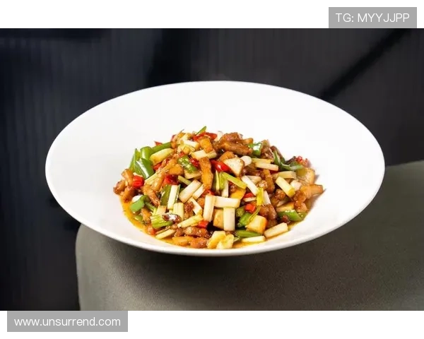 《家常菜》：一口温情，一世回甘，烟火人间最动人的味道